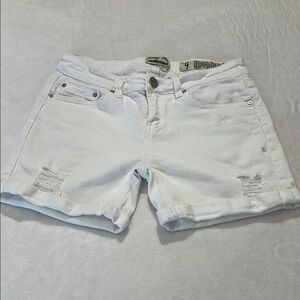 INDIGO REIN FOREVER SIZE 9 White Denim Women's Shorts